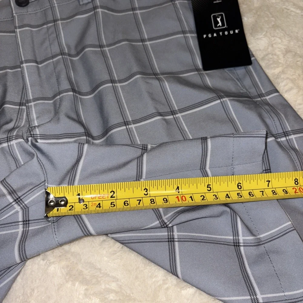 PGA Tour Shorts Boys Size XL‎ (18/20) Golf Stretch Waistband Plaid New Tags Gray